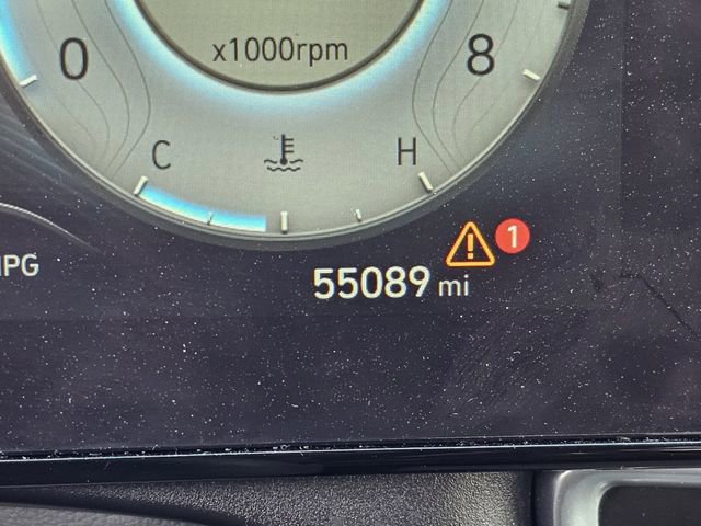 Used 2024 Hyundai Elantra SEL image 12