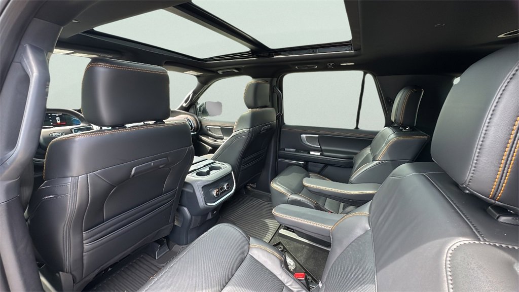Certified 2025 Ford Expedition Tremor image 29