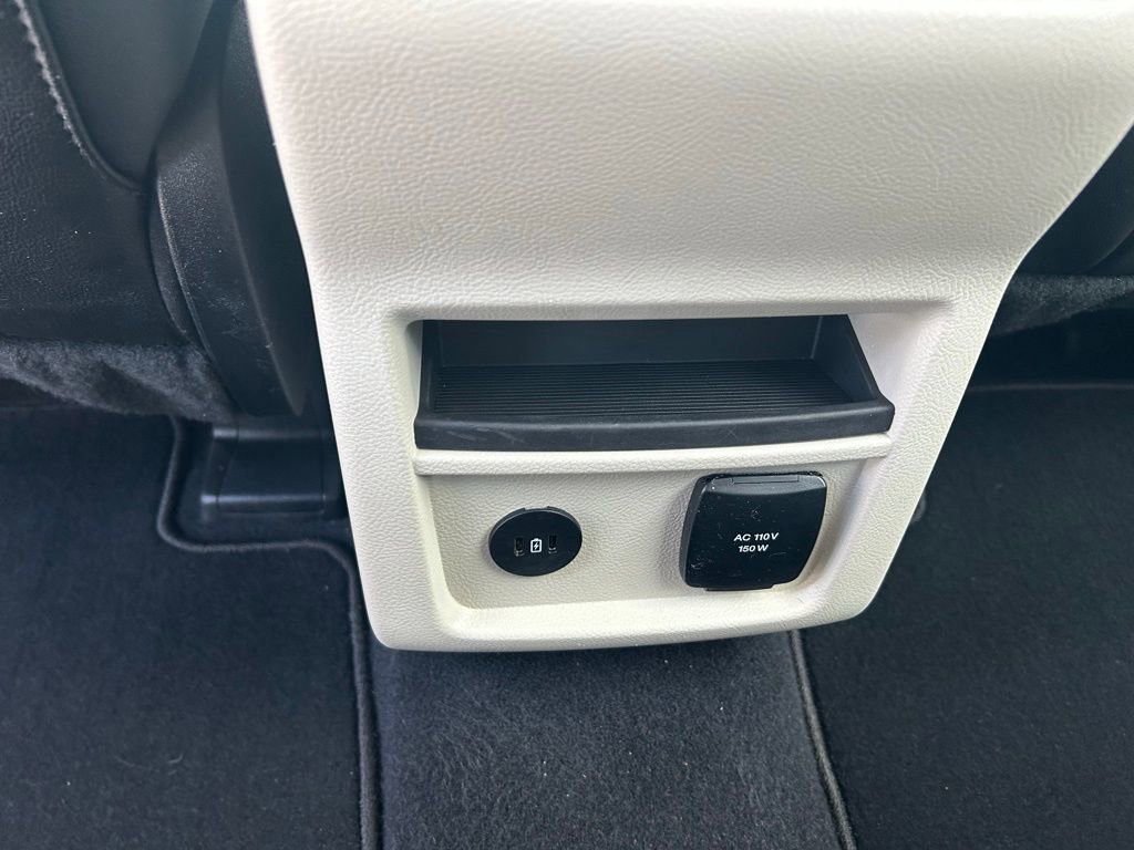 Certified 2023 Ford Edge Titanium AWD/4WD image 17