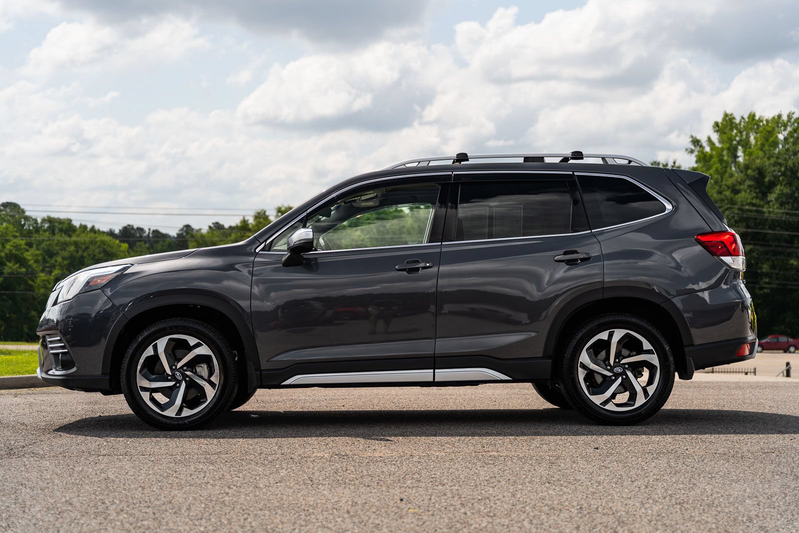 Used 2022 Subaru Forester Touring w/ Popular Package #2 AWD/4WD image 4