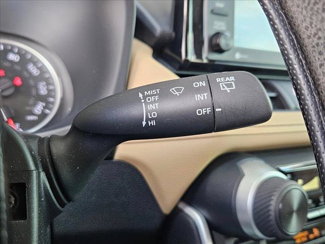 Used 2021 Toyota RAV4 LE FWD image 16