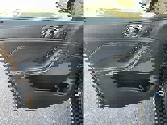 Used 2019 BMW X5 xDrive40i w/ Luxury Seating Package image 13