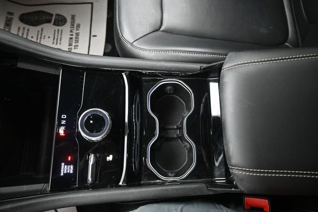 Used 2023 Jeep Grand Cherokee Limited AWD/4WD image 18