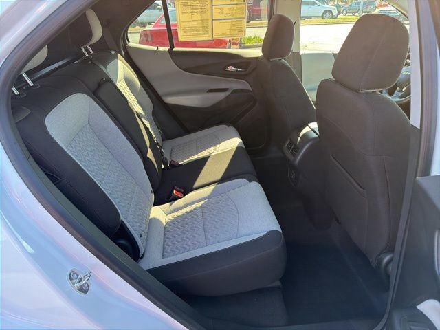 Used 2023 Chevrolet Equinox LT w/ Driver Convenience Package image 19