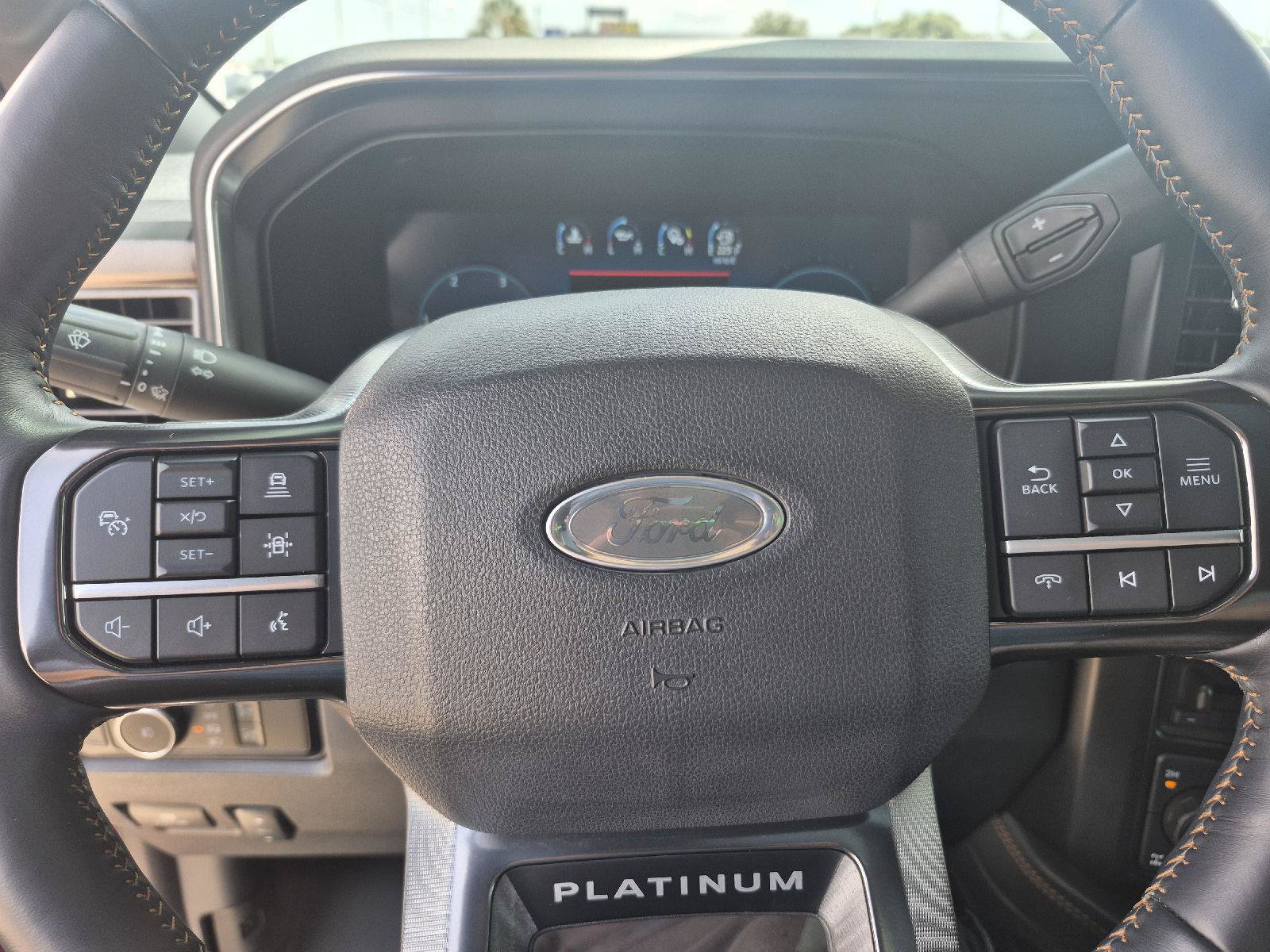 Certified 2024 Ford F350 Platinum w/ FX4 Off-Road Package AWD/4WD image 11