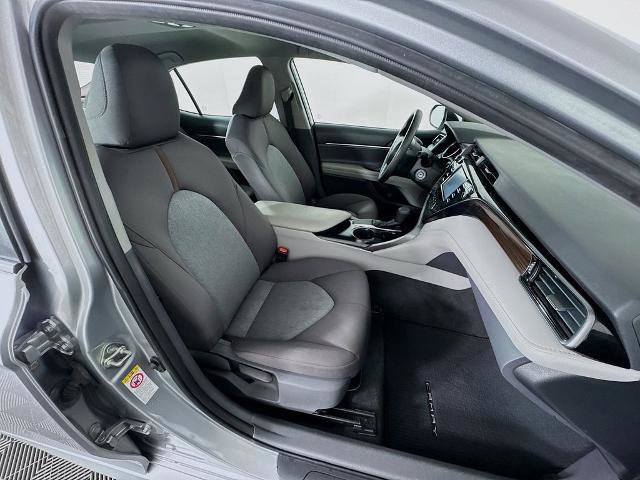 Used 2019 Toyota Camry LE FWD image 25