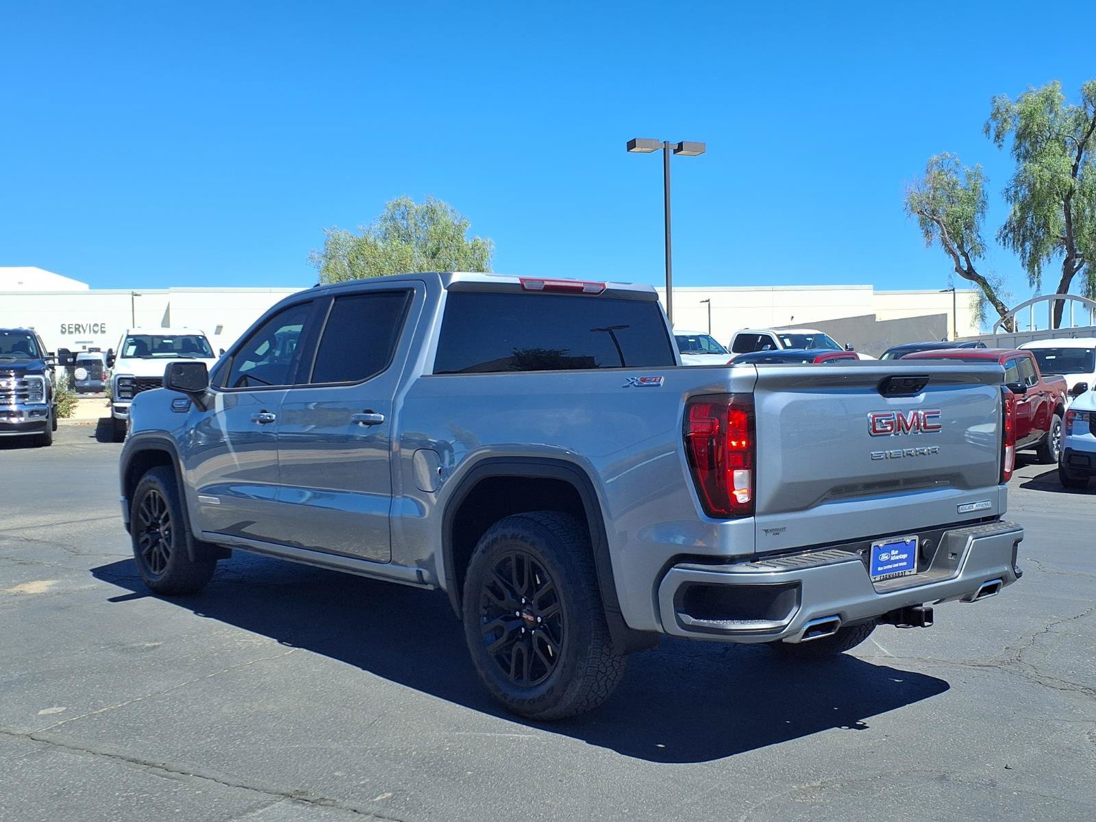 Used 2025 GMC Sierra 1500 Elevation AWD/4WD image 4