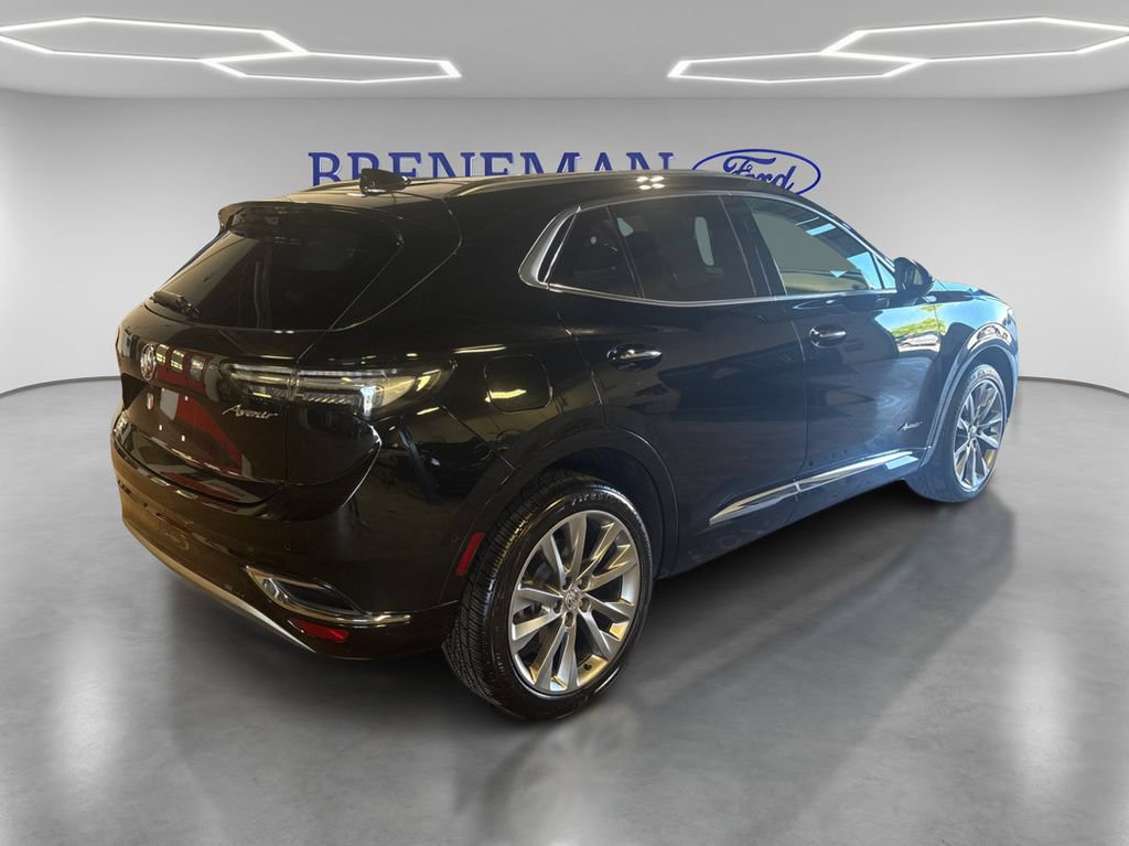 Used 2022 Buick Envision Avenir w/ Technology Package II AWD/4WD image 6