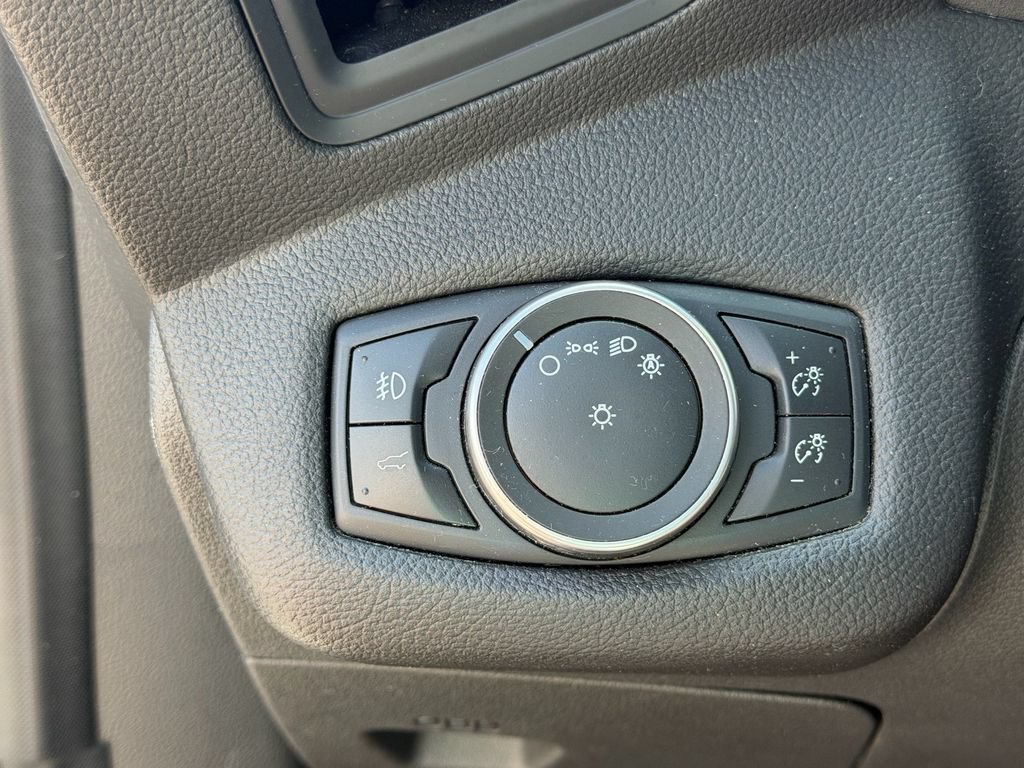 Certified 2019 Ford Escape SEL FWD image 27