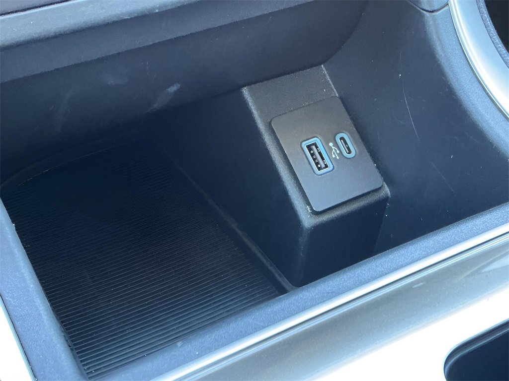 Certified 2024 Ford Edge SEL image 44