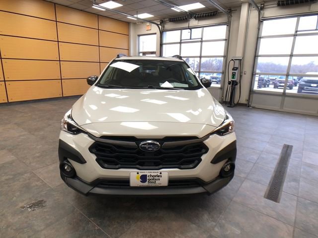 Used 2024 Subaru Crosstrek 2.0i Premium image 2