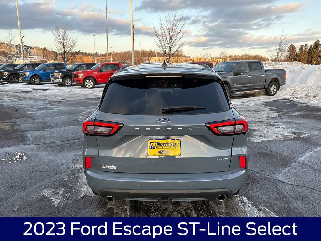 Certified 2023 Ford Escape ST-Line Select w/ Tech Pack #1 image 4
