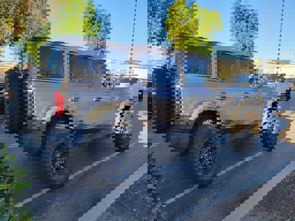 Certified 2022 Ford Bronco Wildtrak image 9