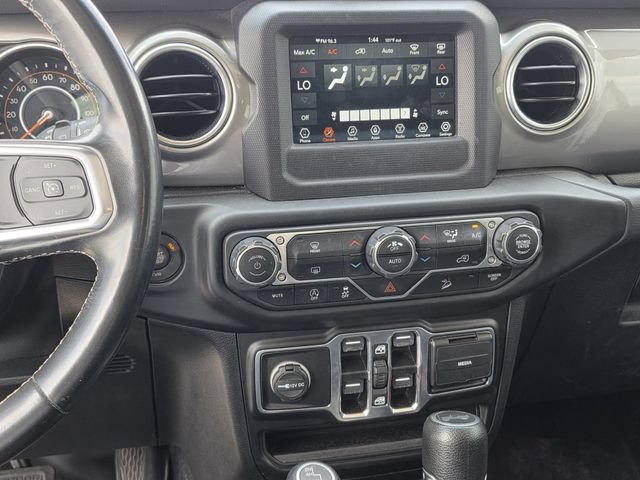 Used 2020 Jeep Wrangler Unlimited Sahara AWD/4WD image 10