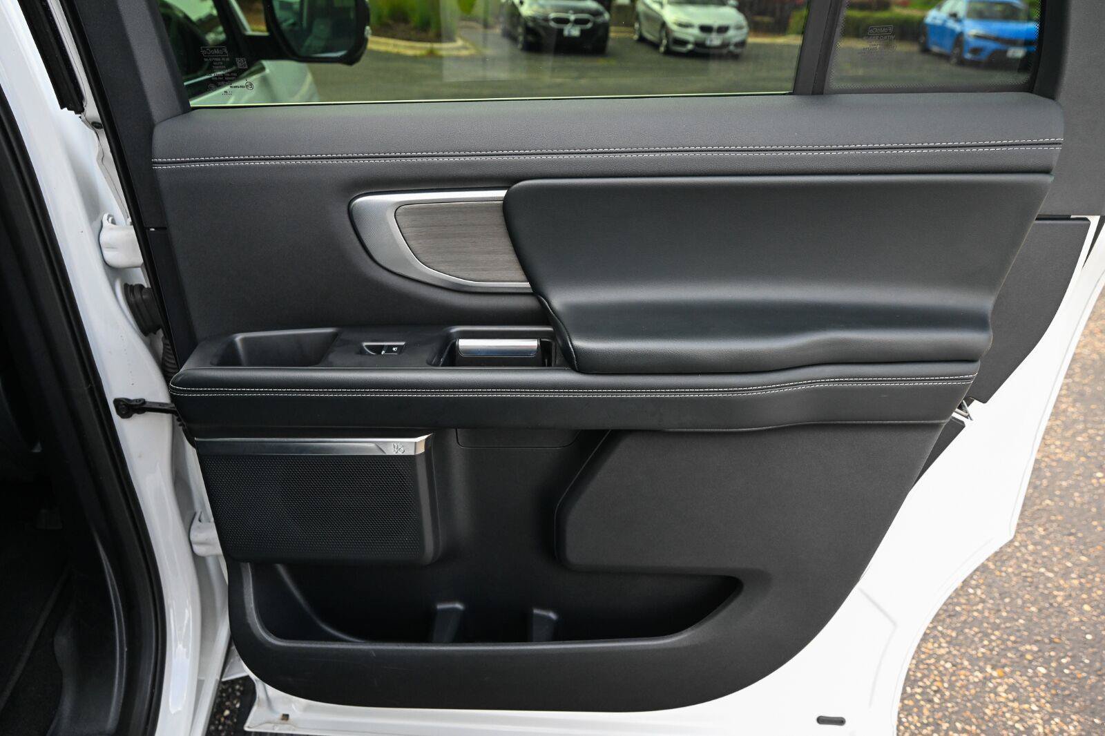 Certified 2025 Ford Expedition Max Platinum AWD/4WD image 30