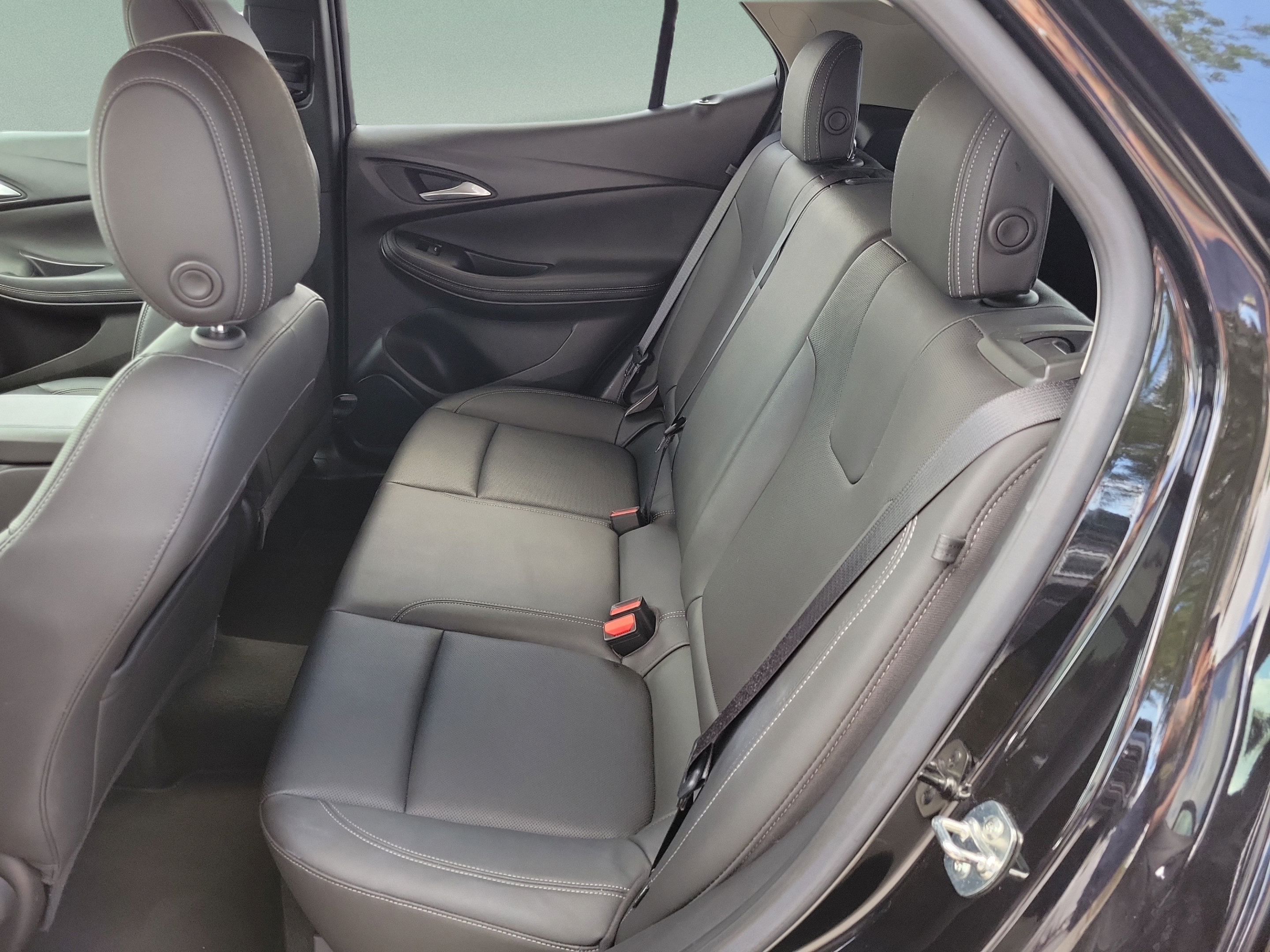 Used 2024 Buick Encore GX Sport Touring AWD/4WD image 13