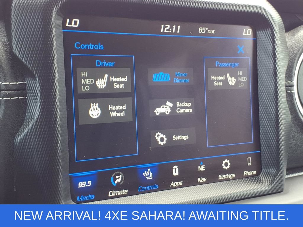 Used 2023 Jeep Wrangler Unlimited Sahara w/ Cold Weather Group AWD/4WD image 5