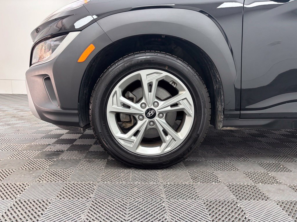 Used 2023 Hyundai Kona SEL w/ Cargo Package AWD/4WD image 15