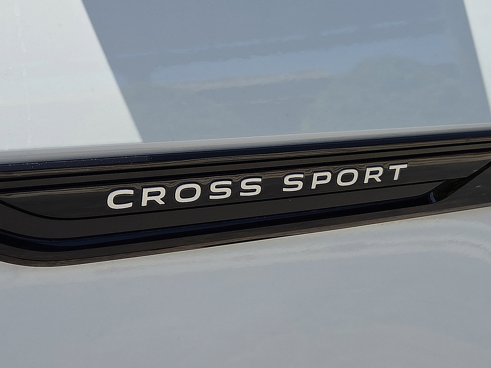 Used 2023 Volkswagen Atlas Cross Sport SEL R-Line AWD/4WD image 7