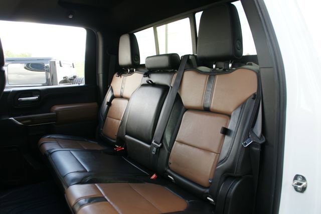 Used 2020 Chevrolet Silverado 2500 High Country w/ Safety Package II image 31