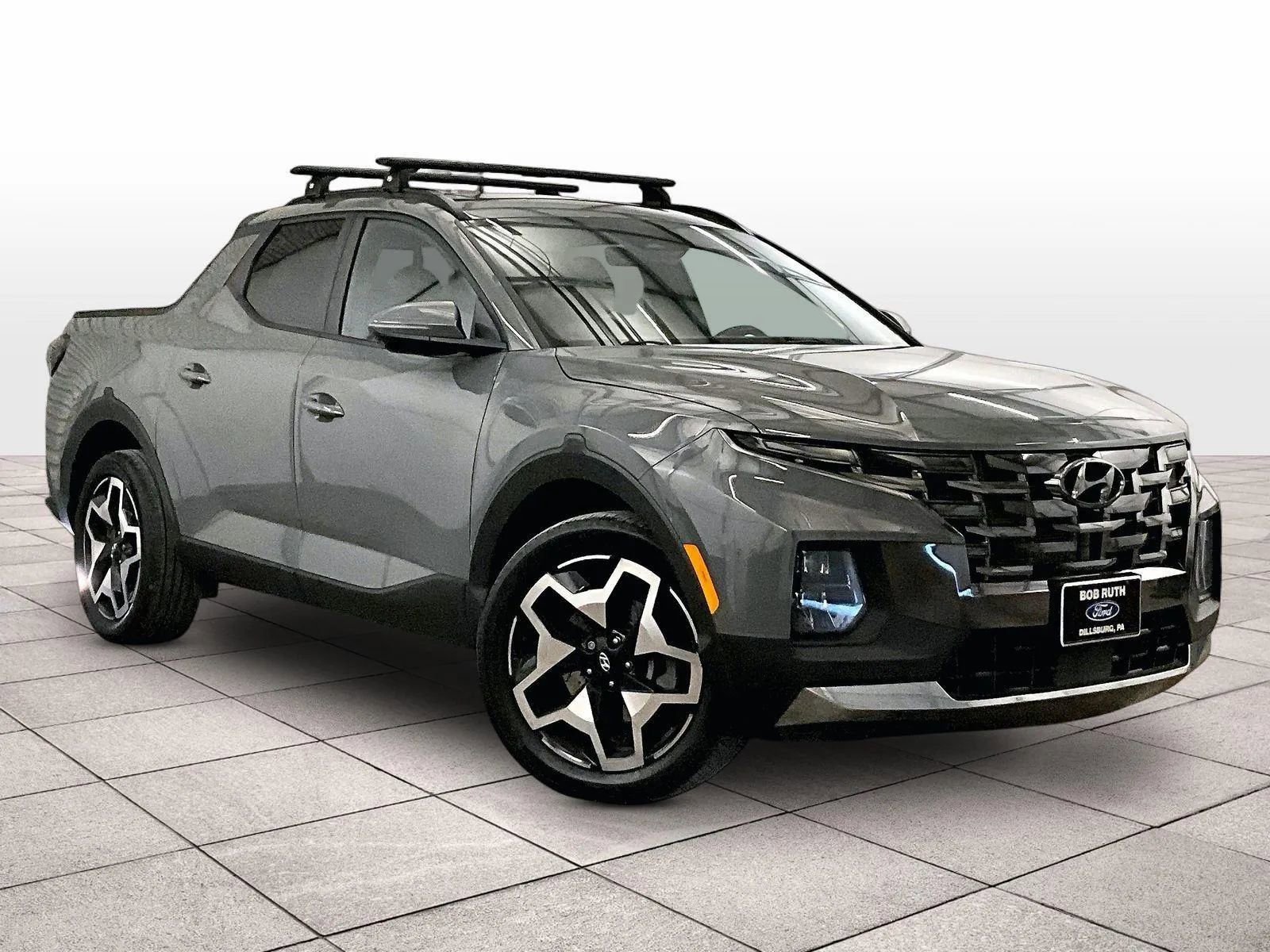 Used 2023 Hyundai Santa Cruz Limited w/ Cargo Package AWD/4WD image 2