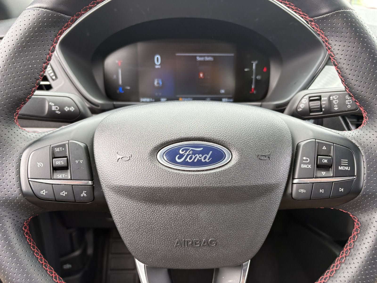 Certified 2025 Ford Escape ST-Line AWD/4WD image 36