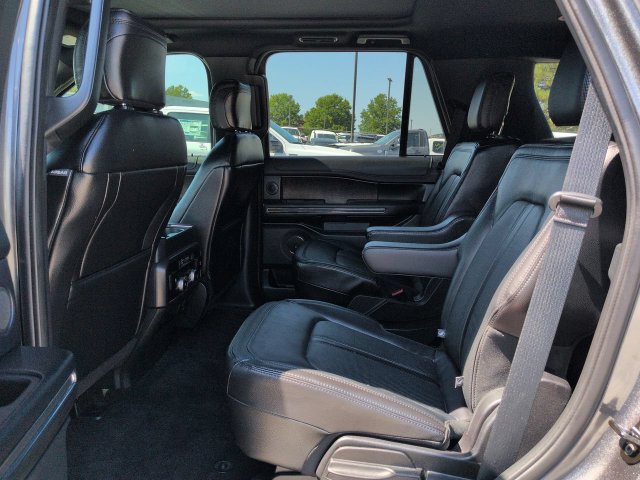 Certified 2020 Ford Expedition Limited w/ Special Edition Package AWD/4WD image 16