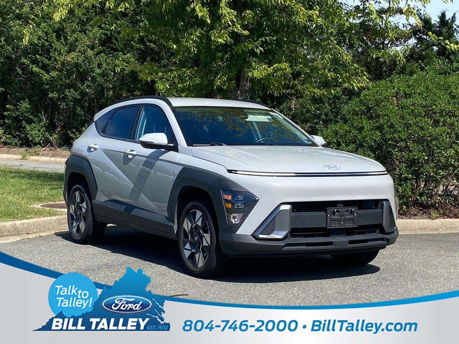 Used 2025 Hyundai Kona SEL AWD/4WD image 1
