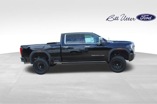 Used 2024 GMC Sierra 2500 Denali w/ Denali Reserve Package AWD/4WD image 4