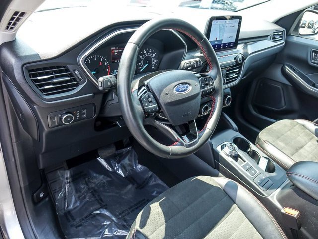 Certified 2022 Ford Escape SEL w/ SEL Stealth AWD Package image 11
