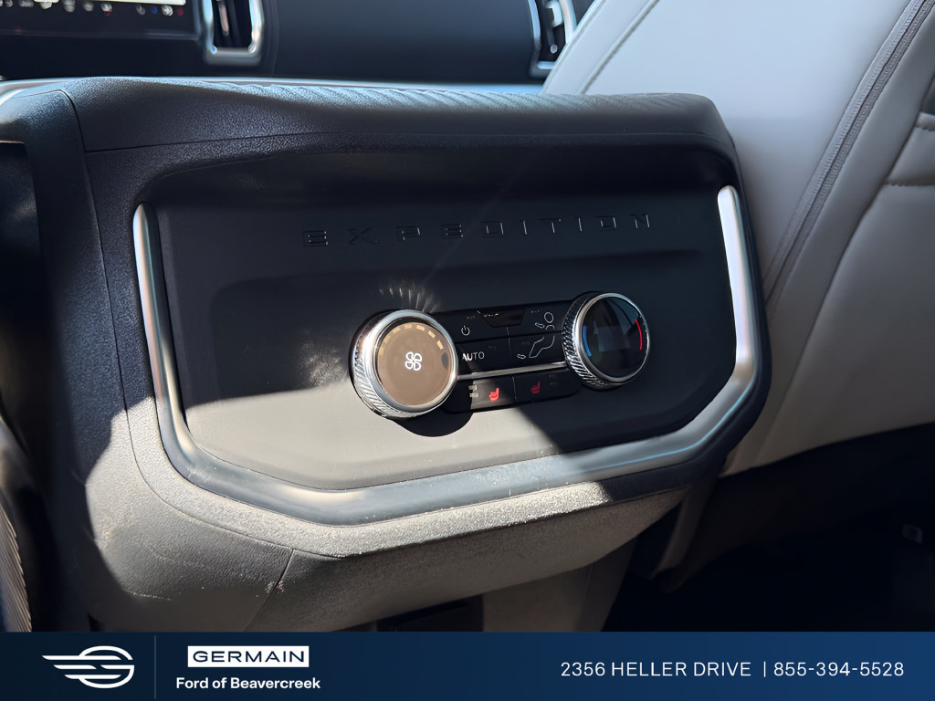 Certified 2025 Ford Expedition Platinum AWD/4WD image 21