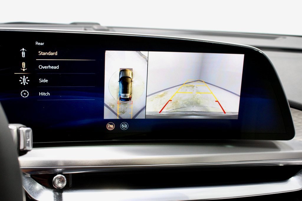 Used 2024 Cadillac Lyriq Luxury image 9