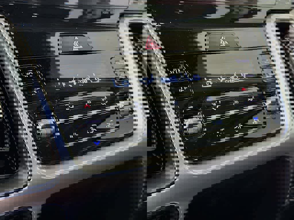 Used 2022 Kia Sorento S w/ Panoramic Sunroof Package image 21