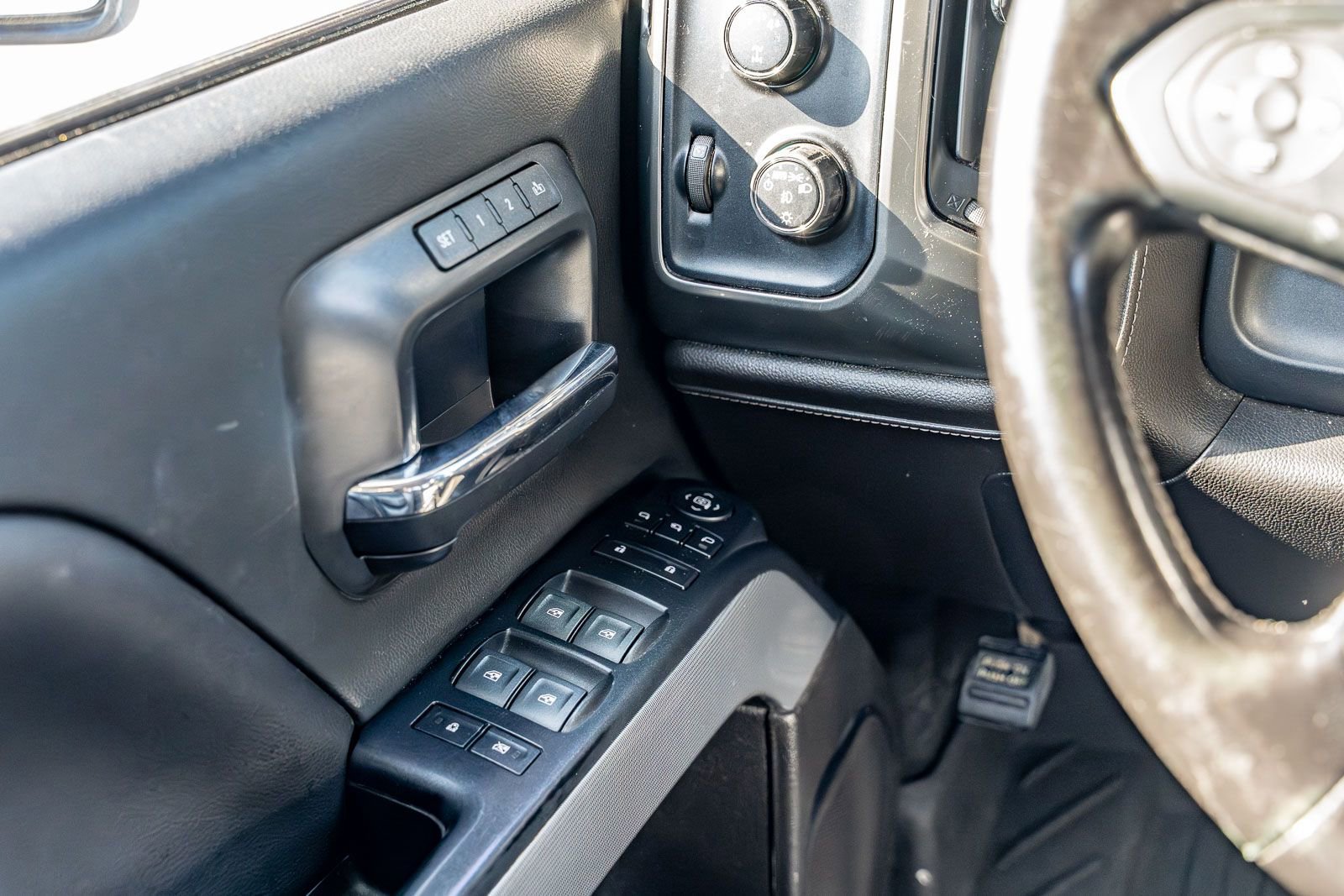 Used 2019 Chevrolet Silverado 2500 LTZ w/ Silverado HD Tribute Edition image 23