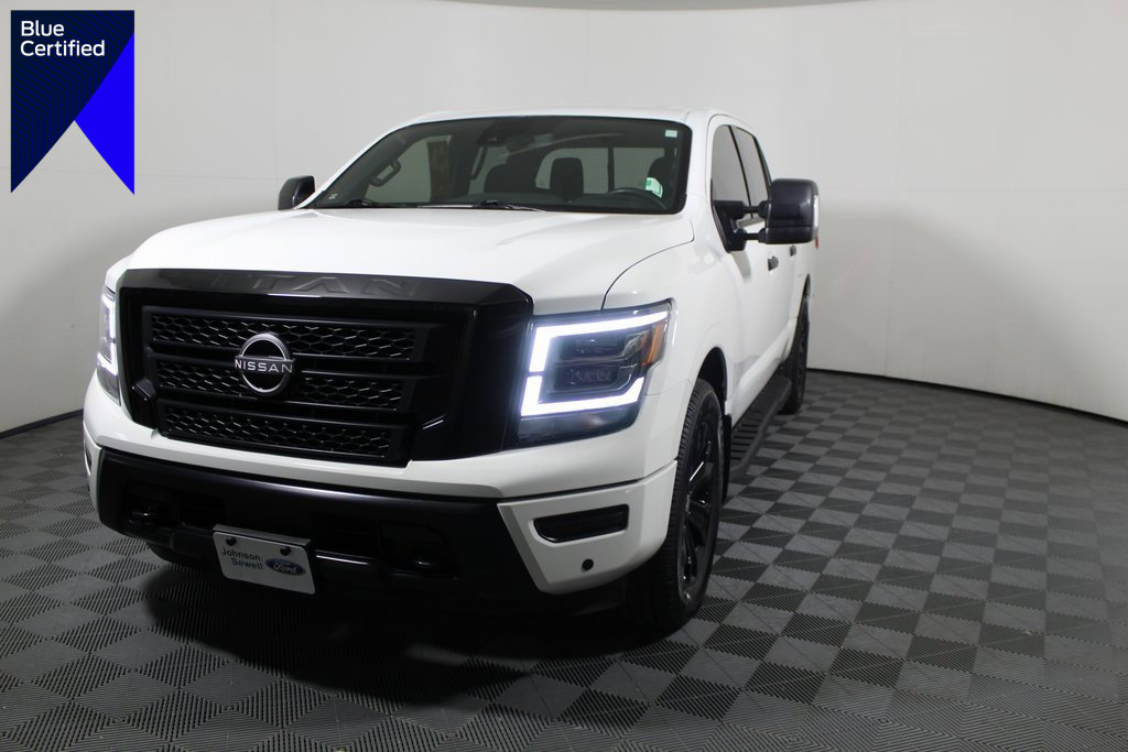 Used 2024 Nissan Titan SV w/ SV Convenience Package