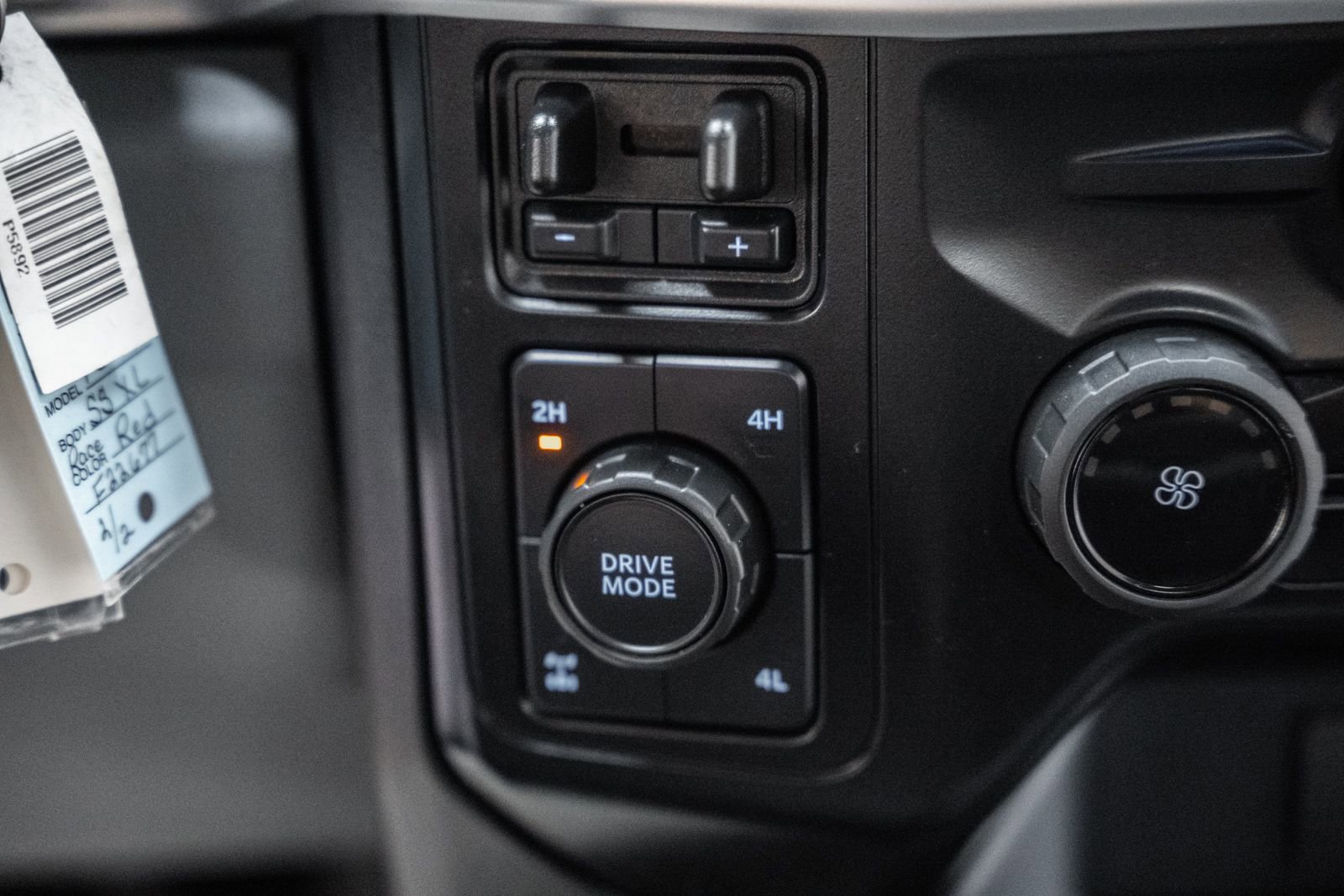 Certified 2024 Ford F350 XL w/ XL Chrome Package image 34