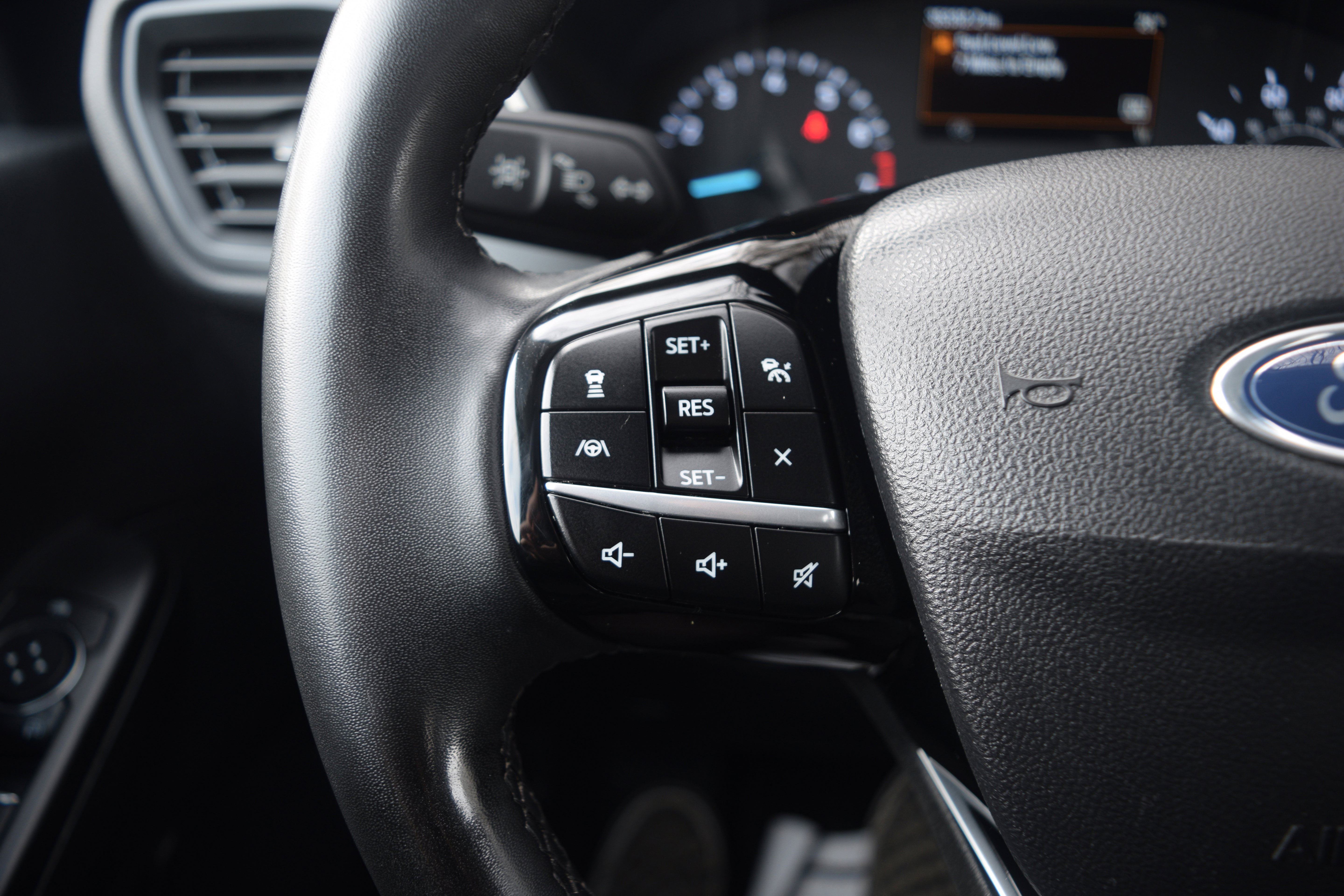 Certified 2022 Ford Escape SE w/ Convenience Package image 6