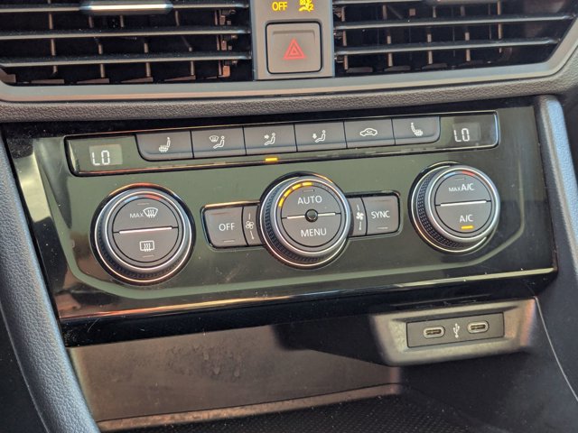 Used 2023 Volkswagen Jetta SE image 26