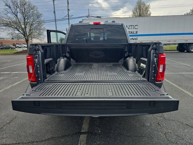 Certified 2022 Ford F150 XLT w/ Equipment Group 302A High image 23