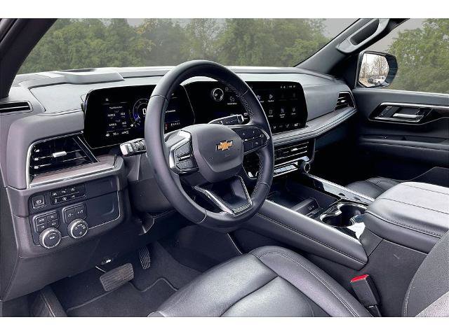 Used 2025 Chevrolet Tahoe LT image 17