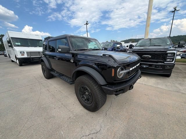 Certified 2024 Ford Bronco Wildtrak AWD/4WD image 8
