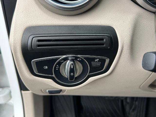 Used 2017 Mercedes-Benz GLC 300 4MATIC image 19