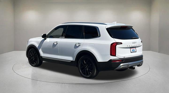 Used 2022 Kia Telluride SX image 3