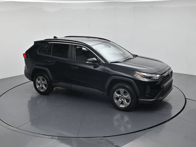 Used 2023 Toyota RAV4 XLE AWD/4WD image 42