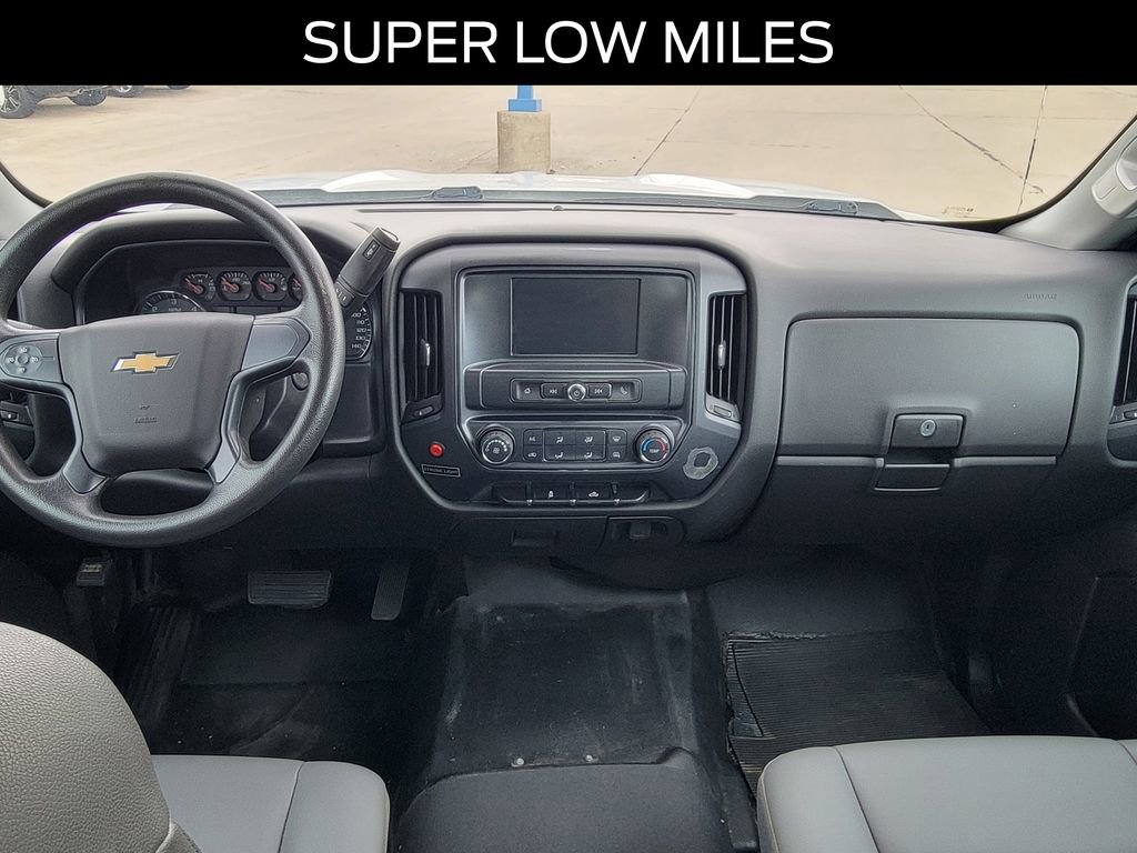 Used 2018 Chevrolet Silverado 1500 W/T w/ Trailering Package AWD/4WD image 7