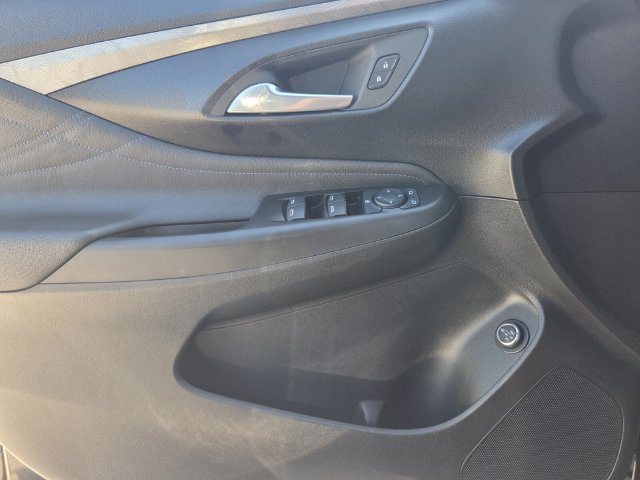 Used 2025 Buick Envista Sport Touring w/ Convenience I Package FWD image 22