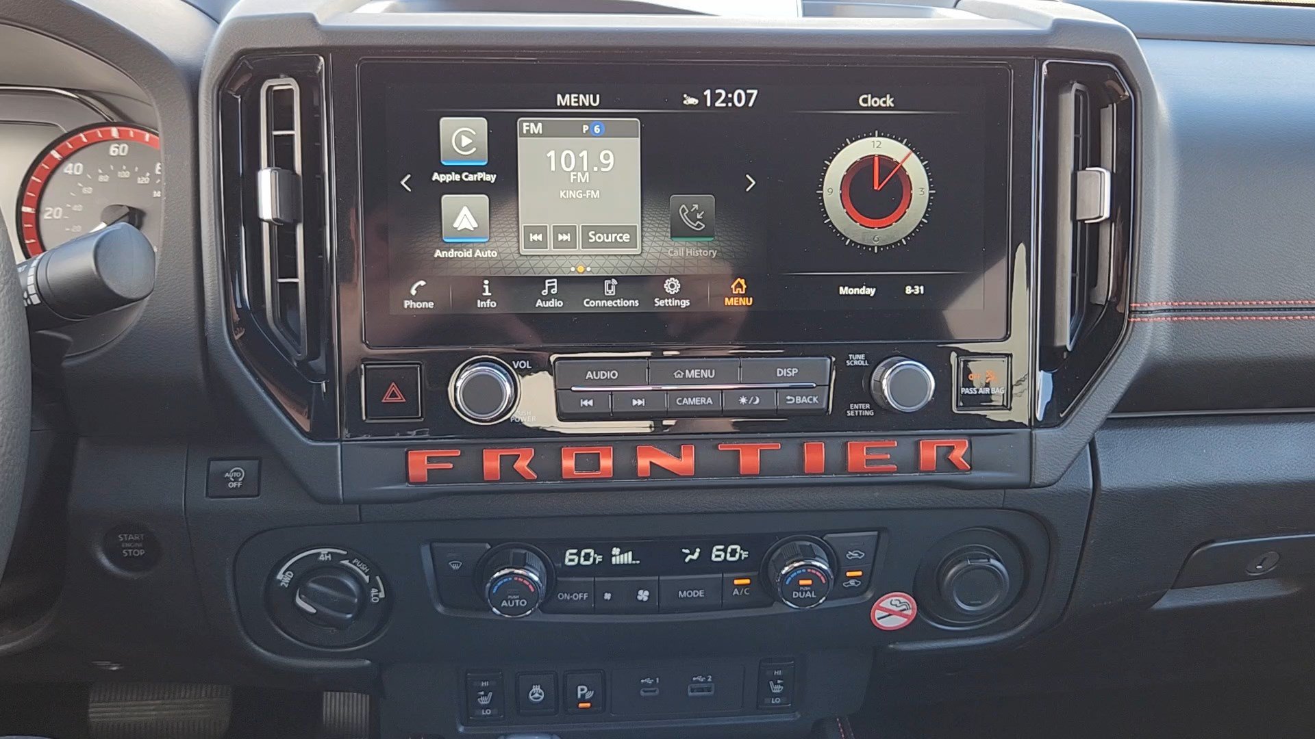 Used 2026 Nissan Frontier PRO-4X AWD/4WD image 14