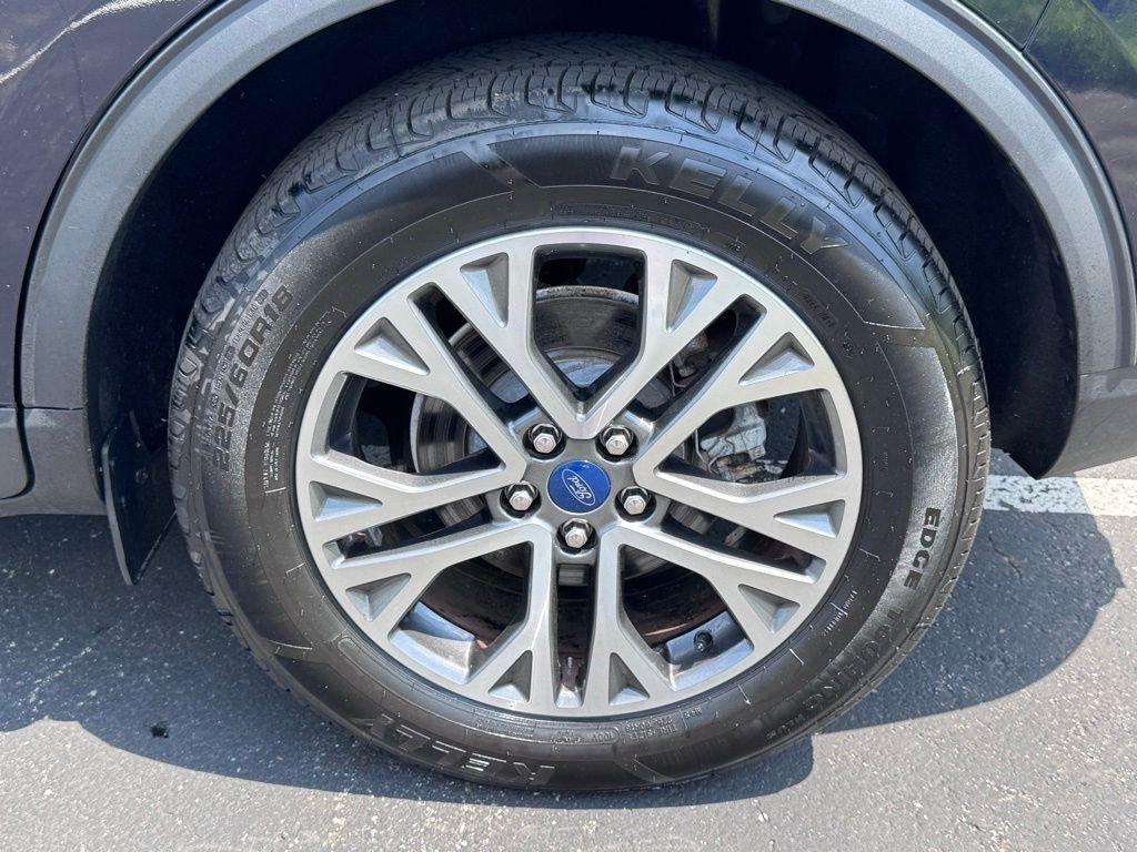Certified 2021 Ford Escape SEL AWD/4WD image 40