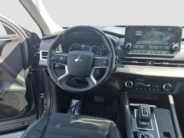 Used 2022 Mitsubishi Outlander SE FWD image 14