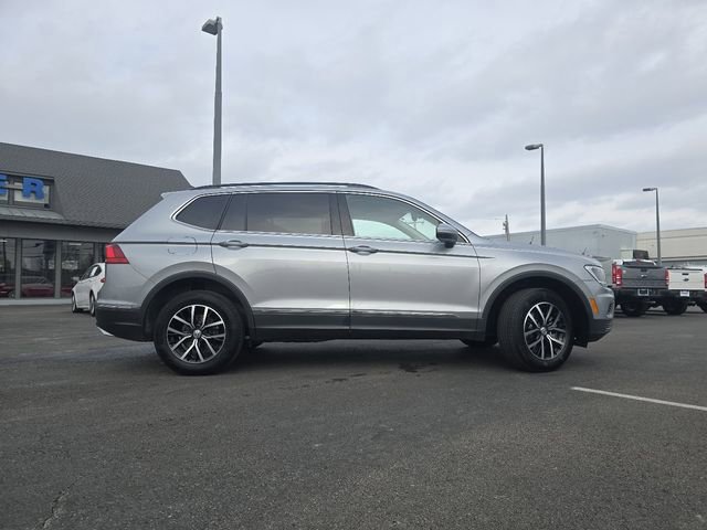 Used 2021 Volkswagen Tiguan SE image 6